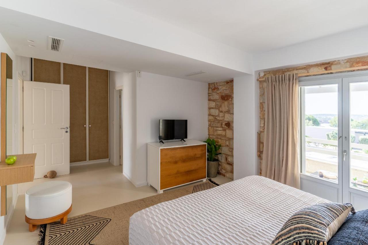 Ambassador Luxury Villas Parikia  Exterior photo