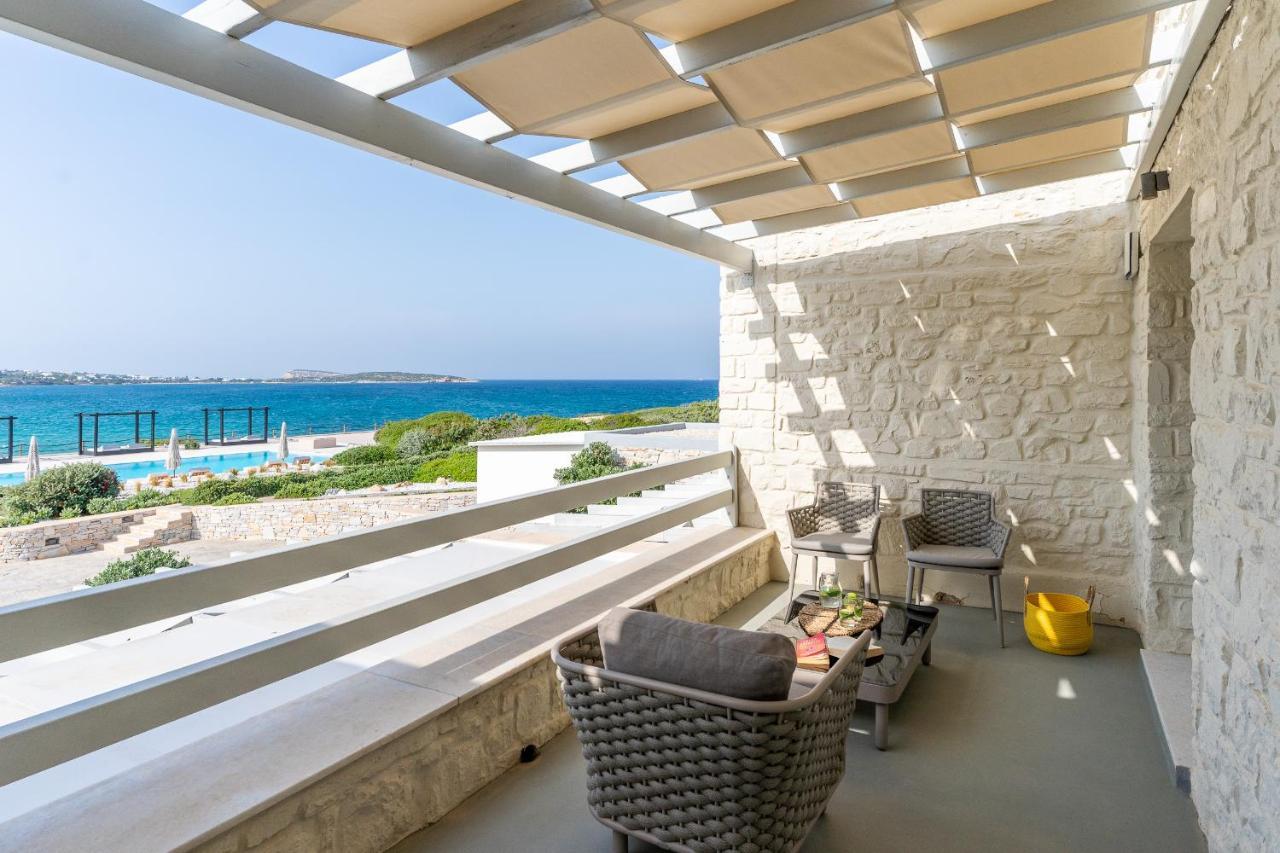 Ambassador Luxury Villas Parikia  Exterior photo