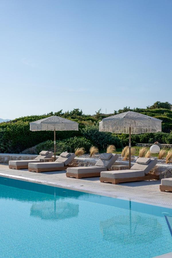 Ambassador Luxury Villas Parikia  Exterior photo