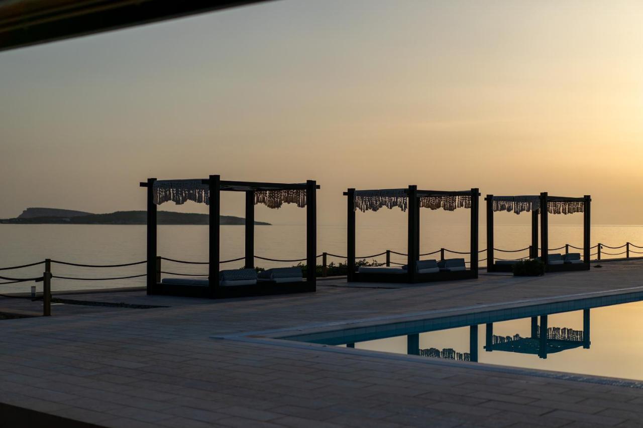 Ambassador Luxury Villas Parikia  Exterior photo